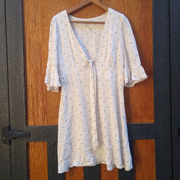 Free People All Yours Cream Green Polka Dot Wrap Bust Tie Mini Dress Small 4 - Picture 16 of 16